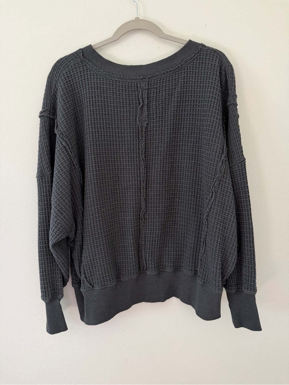 American Eagle This Feels Seriously Lived In Big Hug Waffle Oversized Crew xs - Picture 4 of 10